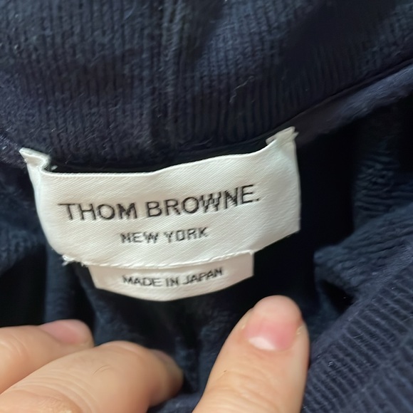 Navy thom browne navy sweat pants size 4=xl will fit m-l with gold detail - Picture 5 of 9